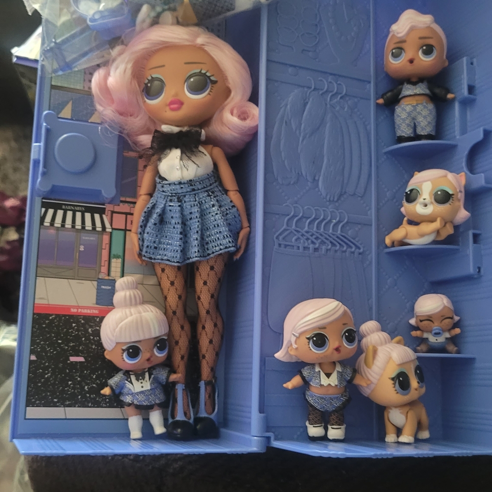 L.O.L. Surprise! Fashion Doll Set with Pink Hair and Blue Outfits